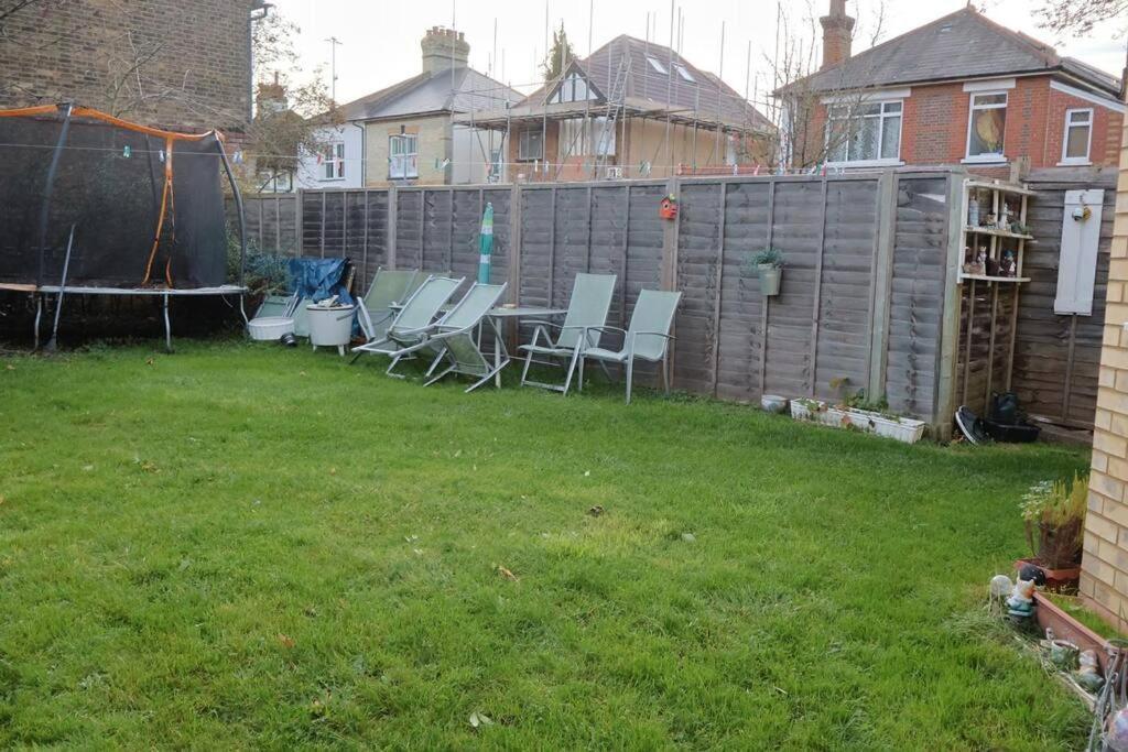 Apartment Modern 2 Bed With Parking Watford (Hertfordshire)